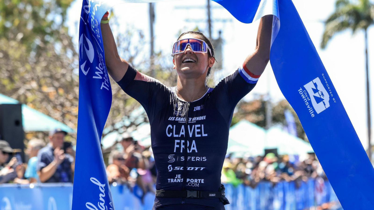 Triathlon Longue Distance Charlène Clavel sacrée championne du monde