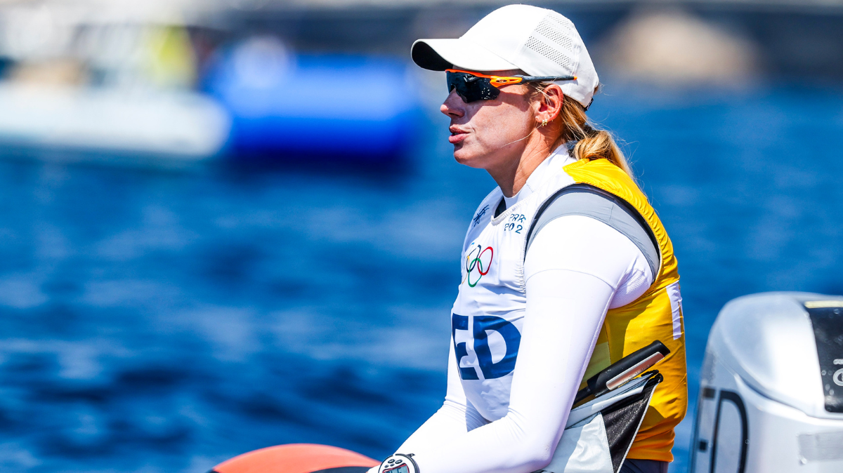 Voile JO 2024 Marit Bouwmeester championne olympique sans trembler en dériveur ILCA 6