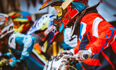 Quelles sont les caractéristiques des casques de moto cross