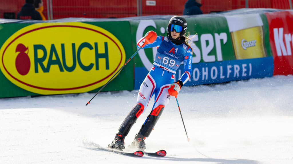 Caitlin McFarlane lors du slalom de Lienz, le 29 décembre 2023