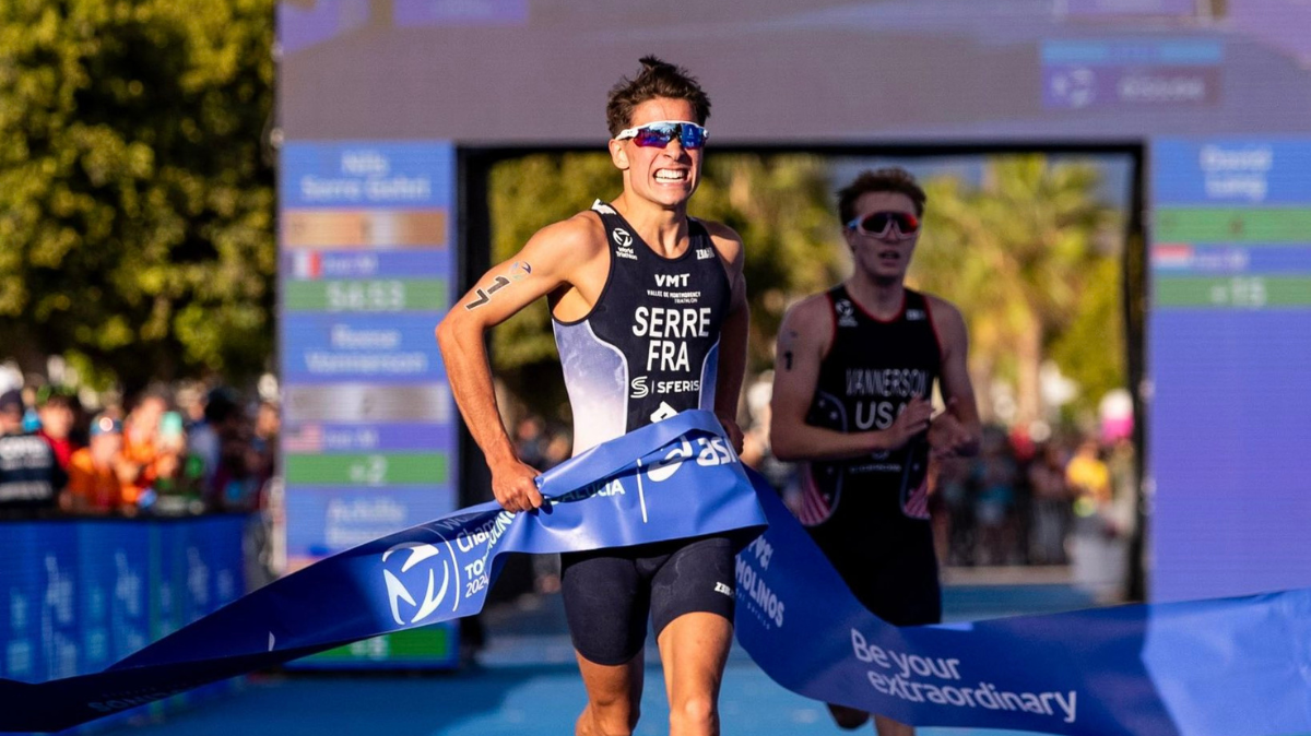 Triathlon Nils Serre Gehri champion du monde juniors en Espagne, Achile Besson sur le podium