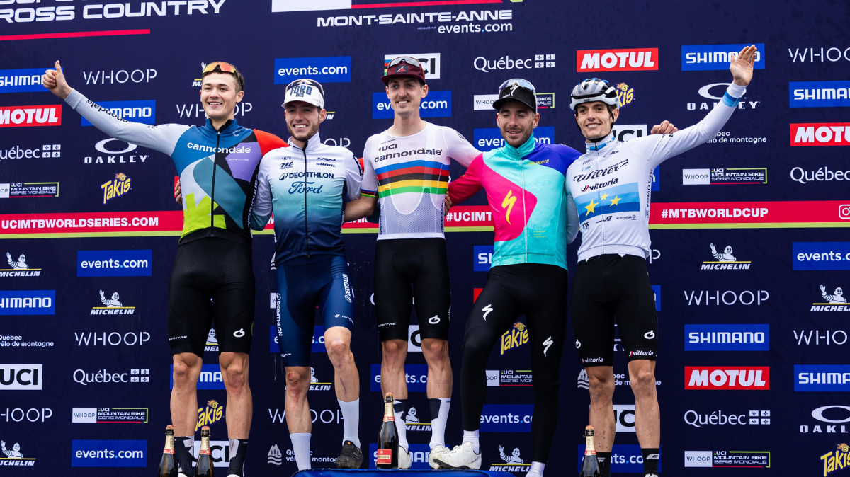 VTT Mont-Sainte-Anne Alan Hatherly triomphe sur la dernière course de la saison, Azzaro et Koretzky sur le podium