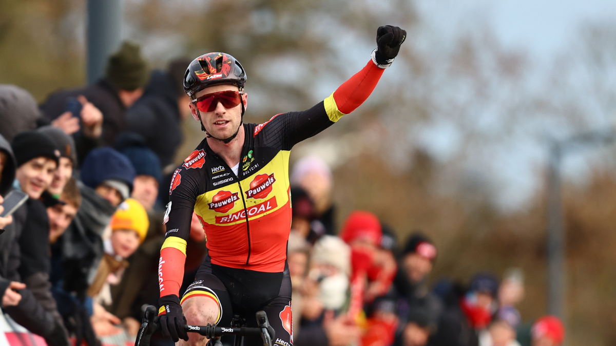 Cyclo-cross Anvers 2024 Eli Iserbyt triomphe à domicile