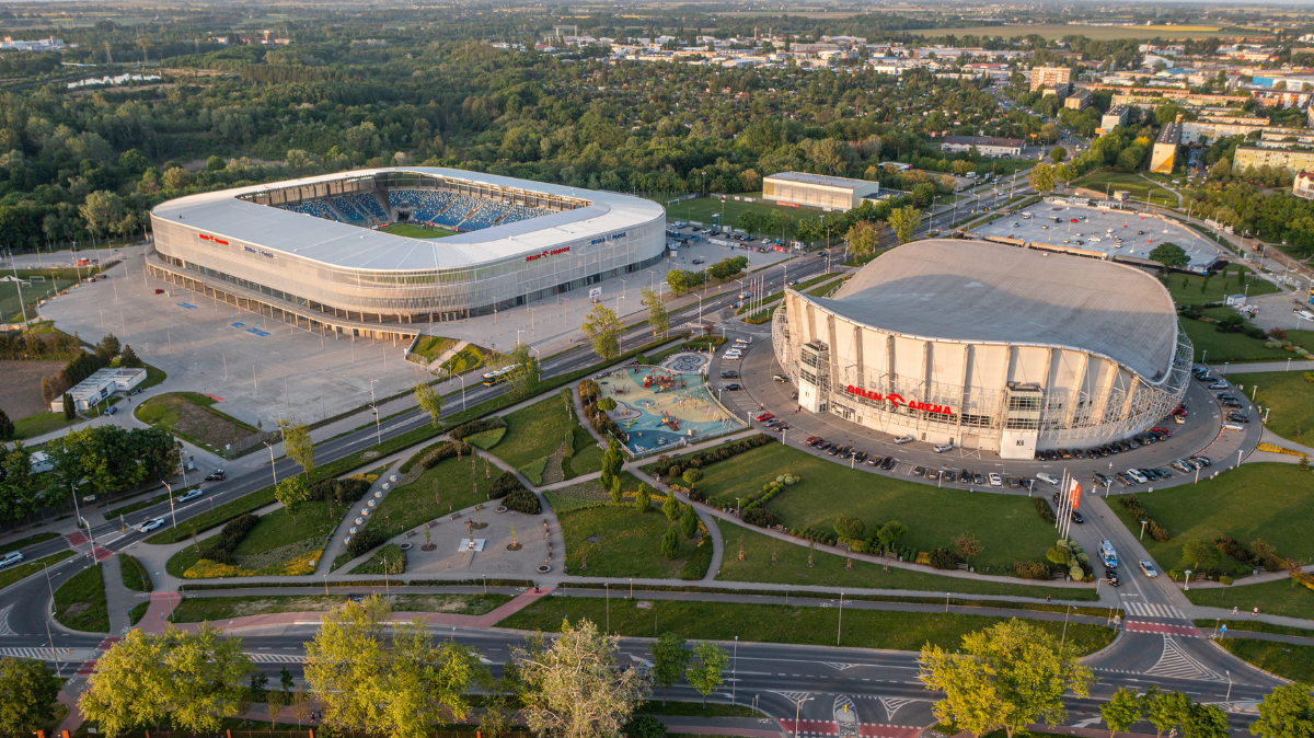 Płock – une ville d’émotions sportives et de charme unique