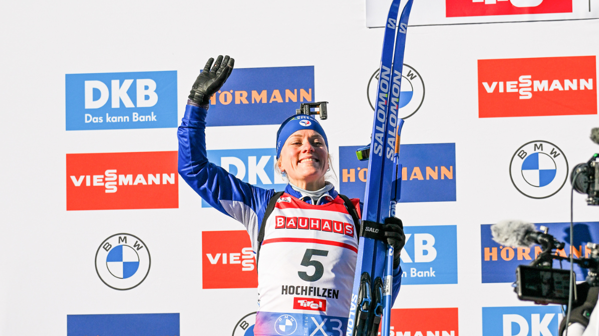 Sprint femmes Hochfilzen Sophie Chauveau deuxième derrière Franziska Preuss (1)