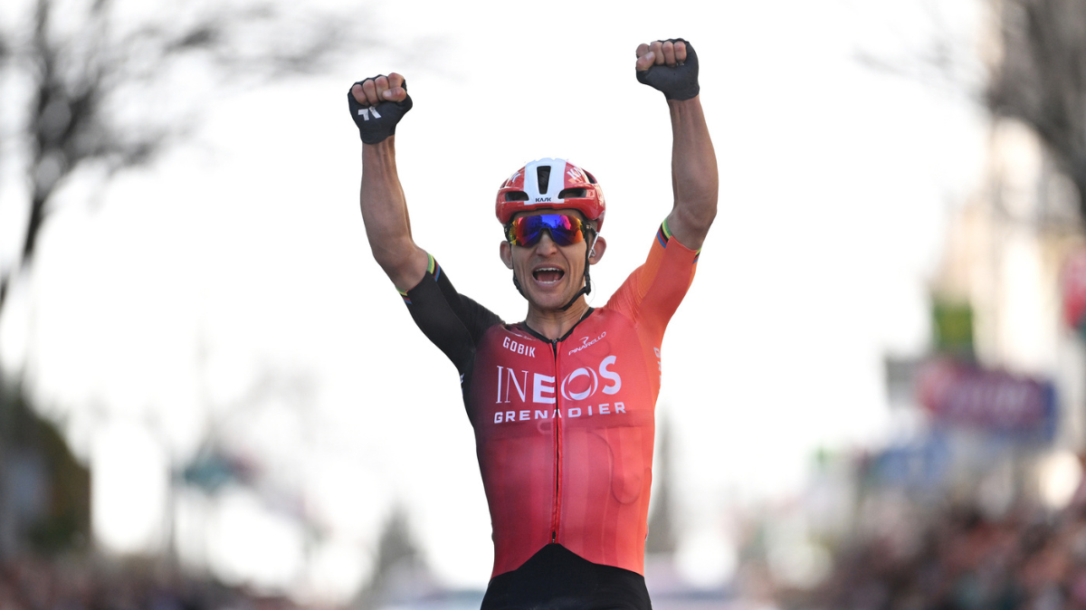 Clasica Jaen 2025 Michal Kwiatkowski s'impose (1)