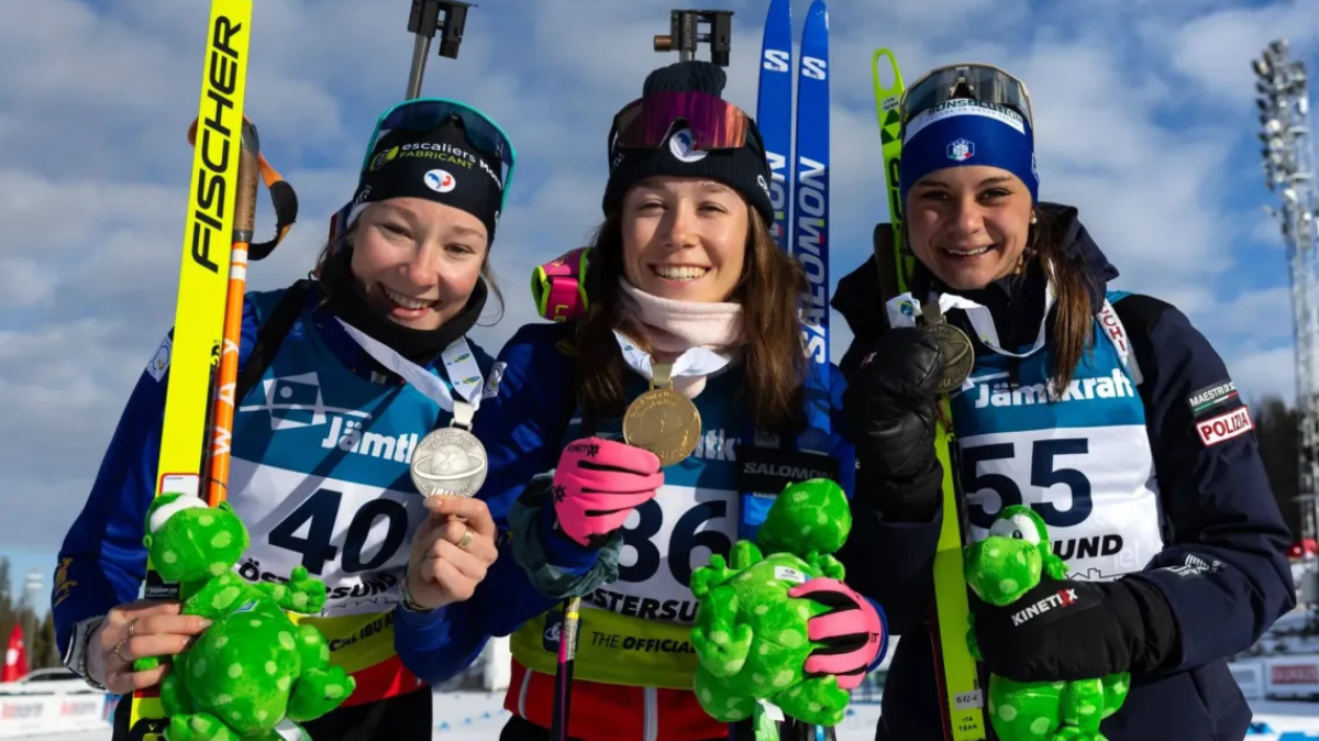 Mondiaux JeunesJuniors de biathlon 2025 Célia Henaff rafle l'or sur l'individuel juniors, Amandine Mengin en argent ! (1)