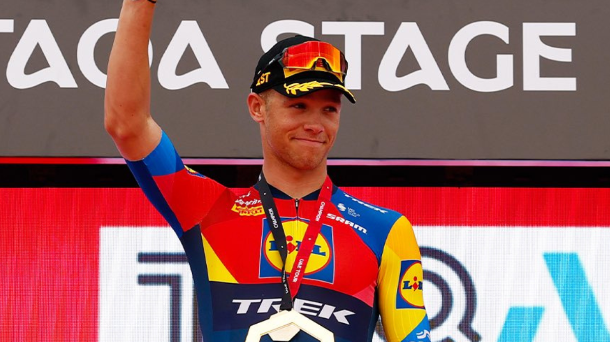 UAE Tour 2025 Jonathan Milan s'impose au sprint sur la 4ème étape