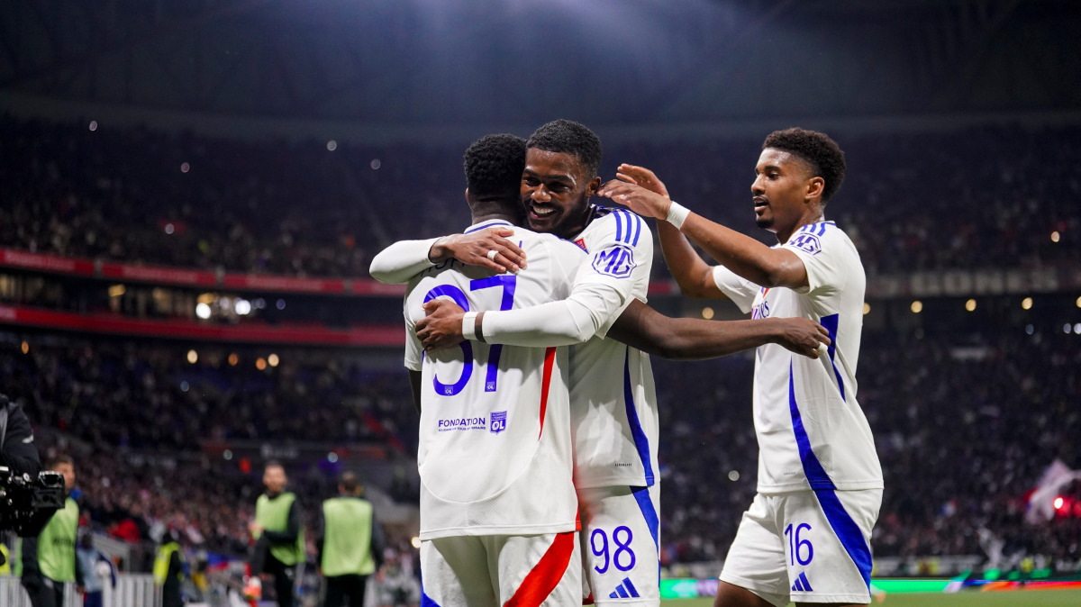 Ligue Europa L'Olympique Lyonnais rejoint les quarts de finale en s'imposant facilement face au FCSB