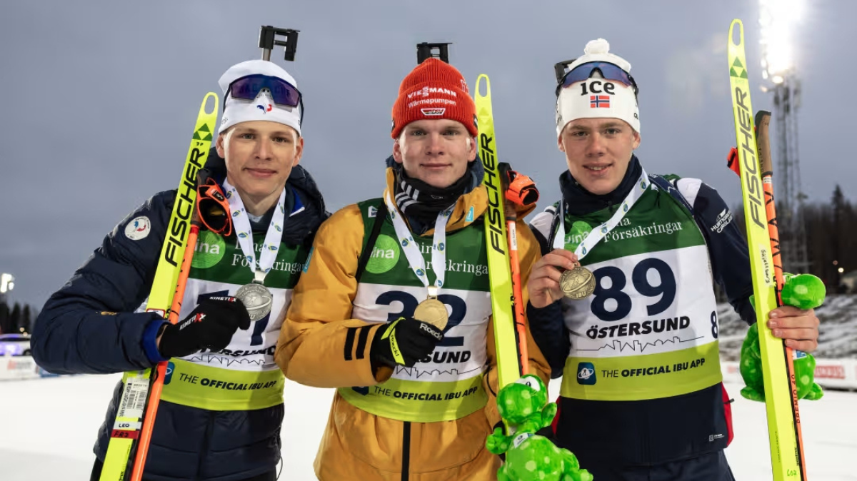 Mondiaux JeunesJuniors de biathlon 2025 Léo Carlier décroche l'argent sur le sprint jeunes derrière Lukas Tannheimer