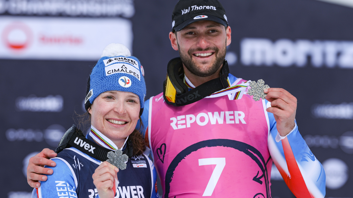 Mondiaux ski freestyle 2025 Melvin Tchiknavorian et Jade Grillet Aubert vice-champions du monde de skicross par équipes