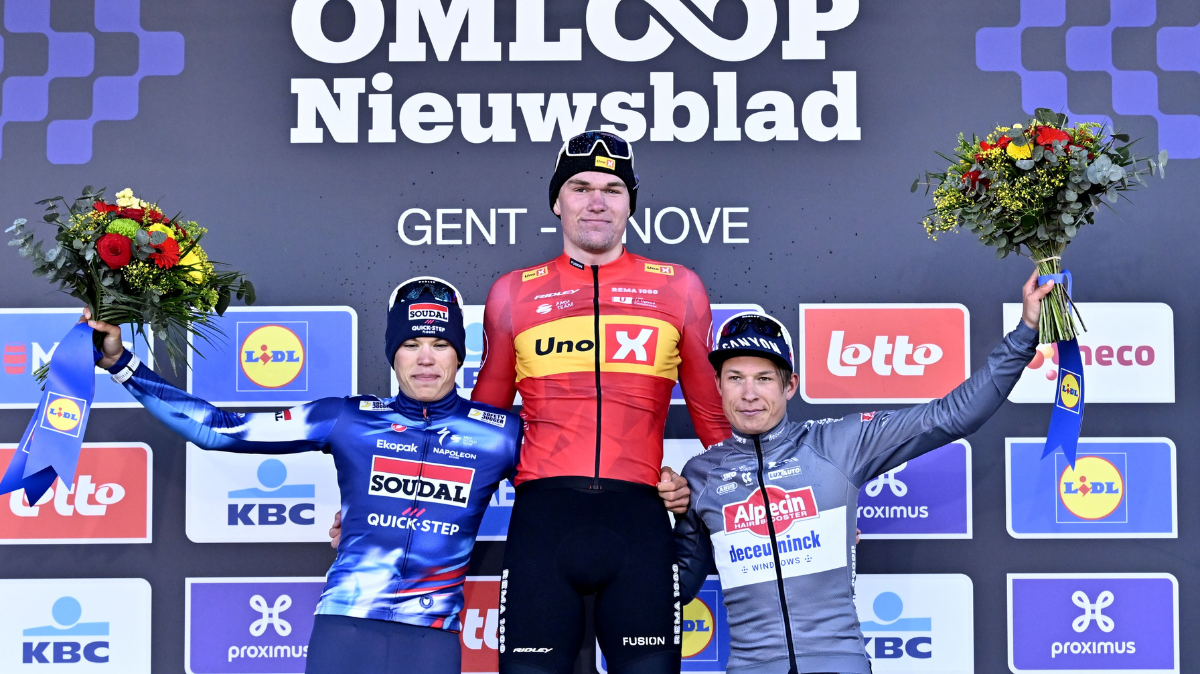 Omloop Het Nieuwsblad 2025 Søren Wærenskjold s'impose devant Paul Magnier