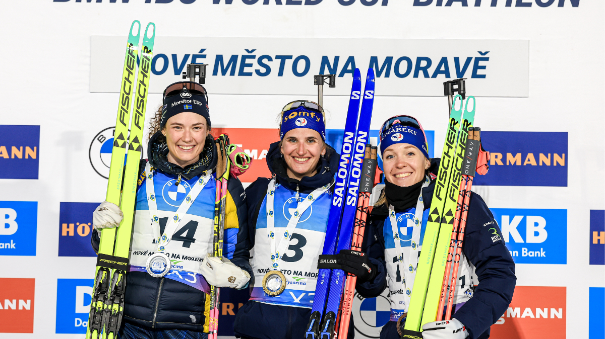 Poursuite femmes Nove Mesto 2025 Julia Simon s'impose, Océane Michelon sur le podium (1)