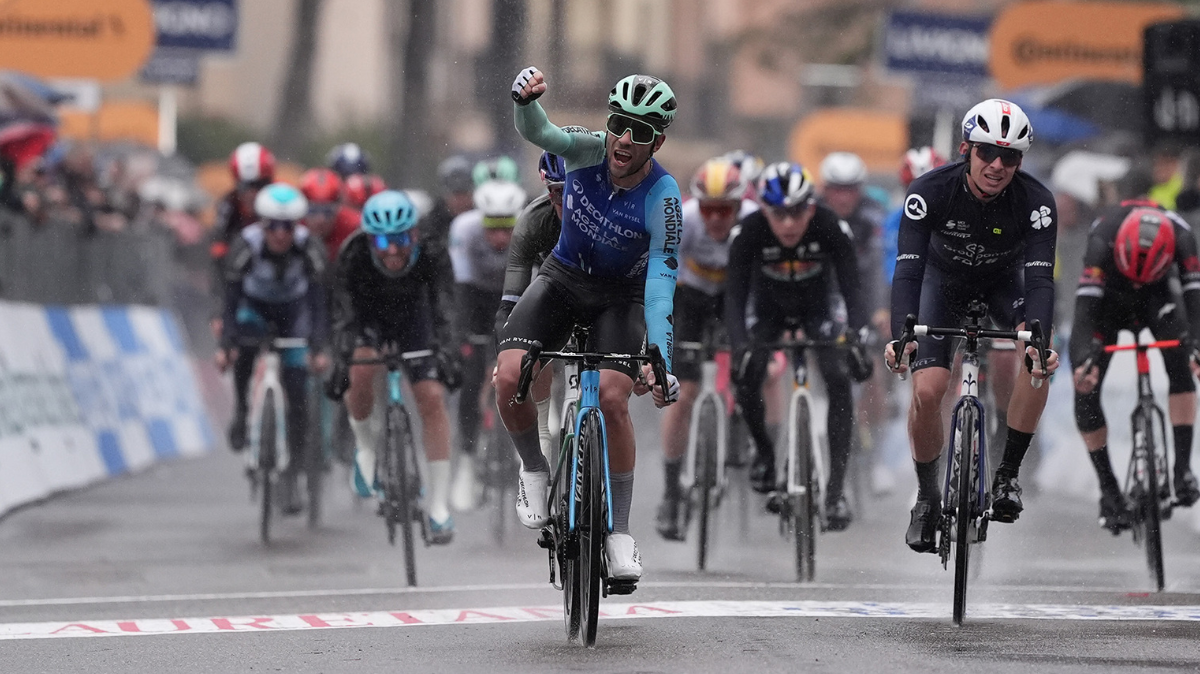 Tirreno-Adriatico 2025 Andrea Vendrame rafle une 3ème étape à rallonge
