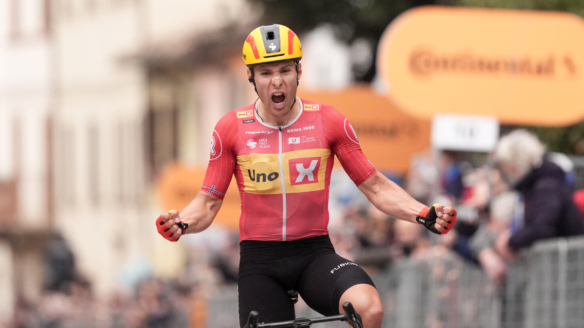 Tirreno-Adriatico 2025 Fredrik Dversnes remporte la 5ème étape en solitaire