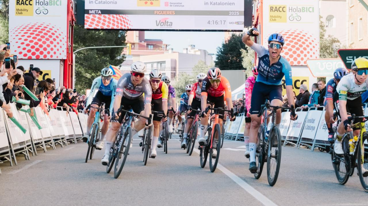 Tour de Catalogne 2025 Ethan Vernon rafle la 2ème étape au sprint