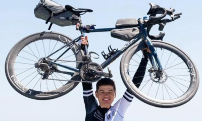 Cyclisme Victor Bosoni vainqueur de la Desertus Bikus, course d'ultra-endurance