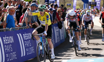 Région Pays de la Loire Tour 2025 Sam Bennett double la mise sur la 3ème étape (1)