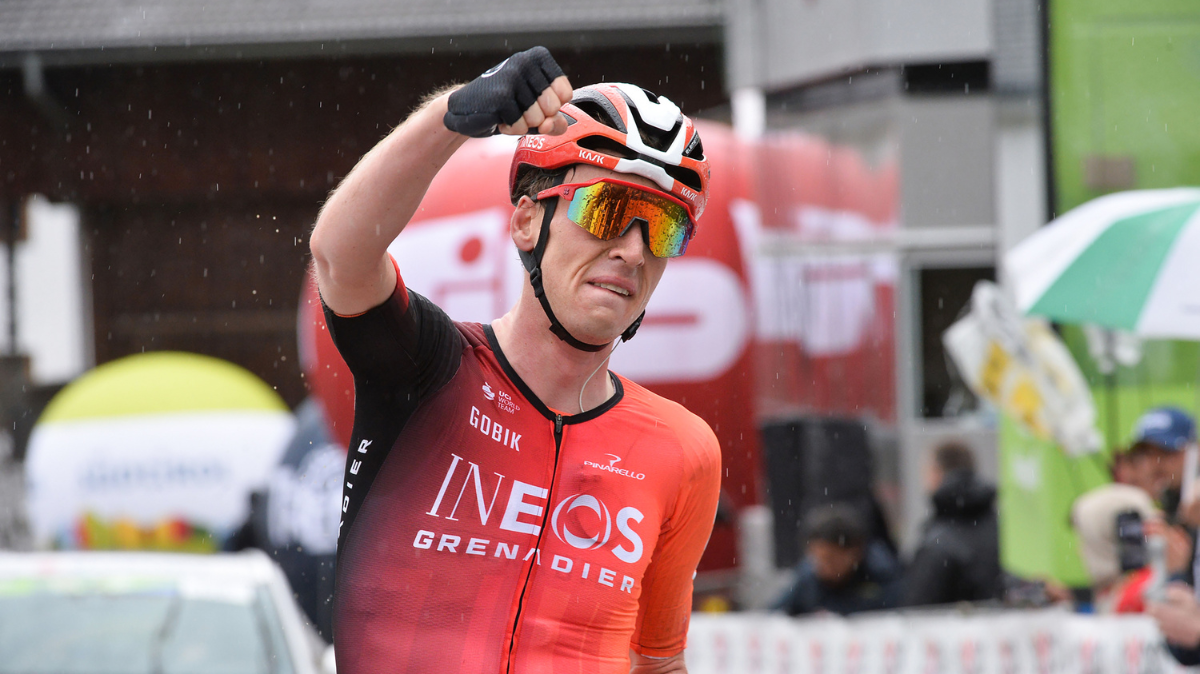Tour des Alpes 2025 En solitaire, Thymen Arensman fait coup double sur la 4ème étape (1)