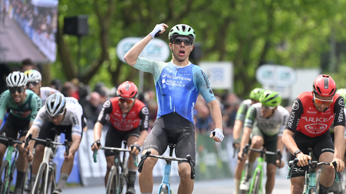 Grand Prix du Morbihan 2025 Le triplé pour Benoît Cosnefroy