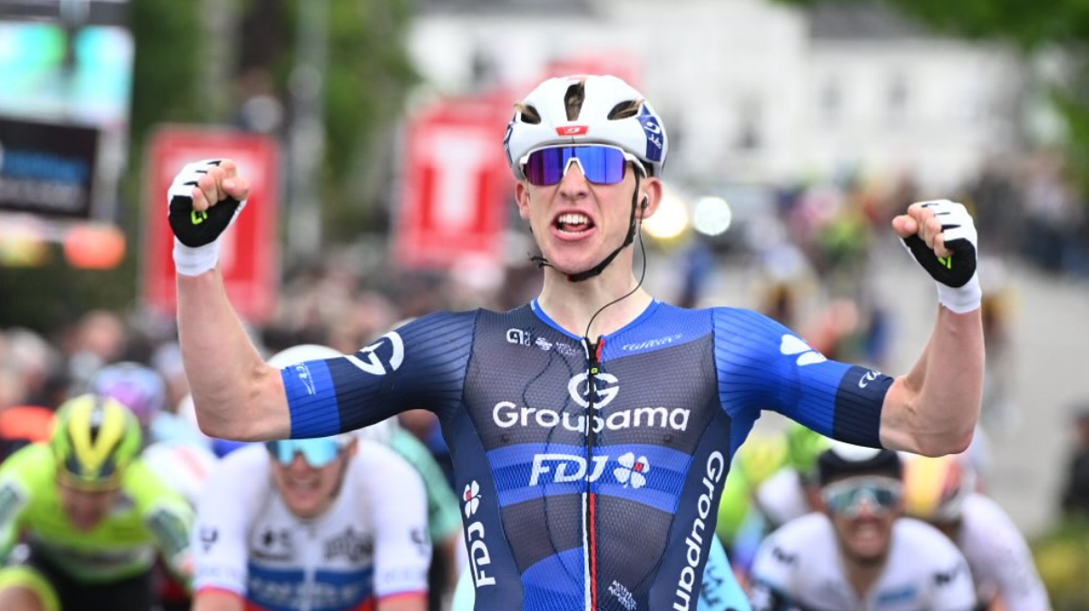 Les Boucles de l'Aulne 2025 Lewis Askey s'impose en costaud