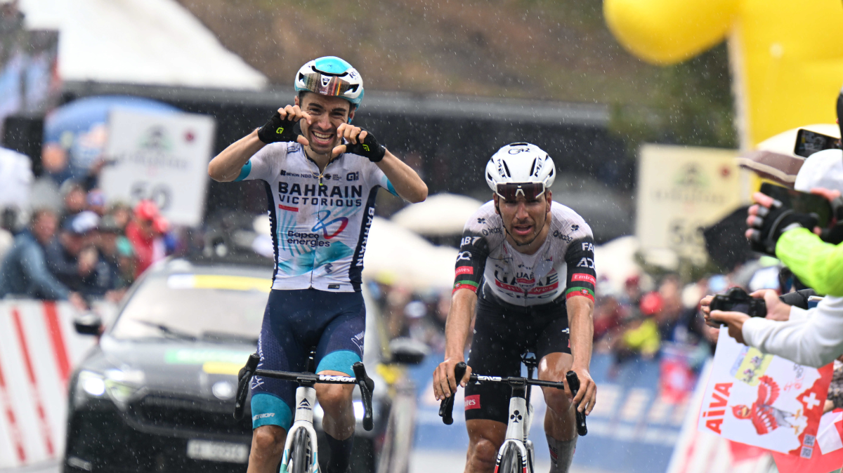 Tour de Romandie 2025 Lenny Martinez fait coup double sur la quatrième étape !