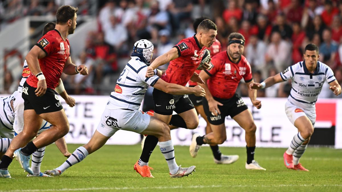 Barrages Top 14 : Toulon rejoint le dernier carré en faisant plier Castres à l'usure