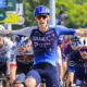 Critérium du Dauphiné 2025 Jake Stewart crée la surprise sur la 5ème étape