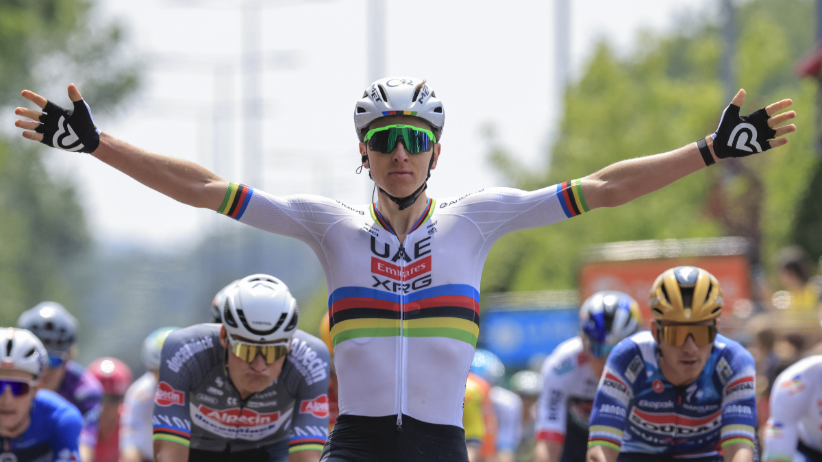 Critérium du Dauphiné 2025 Tadej Pogacar gagne la 1ère étape