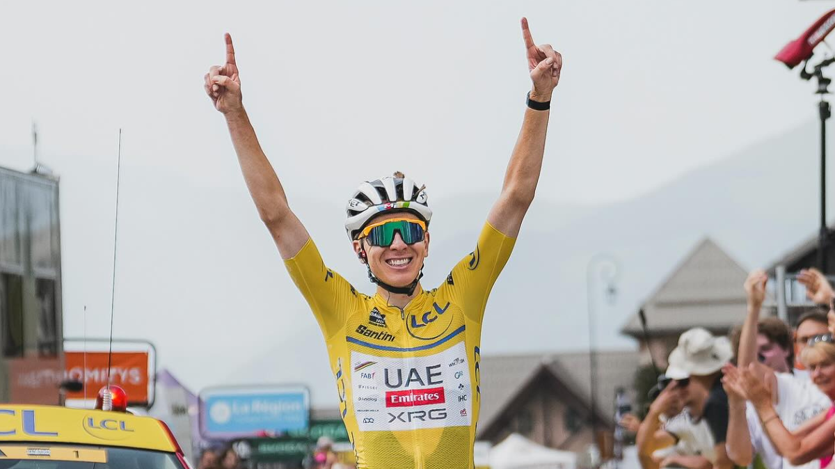 Critérium du Dauphiné 2025 Tadej Pogacar persiste et signe sur la 7ème étape (1)
