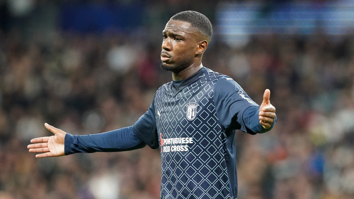 Transferts : Marseille et Lille foncent sur Sikou Niakaté