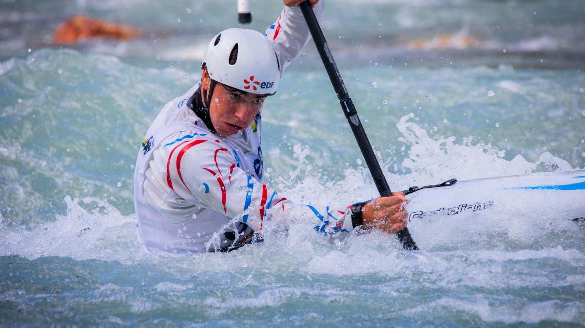 Mondiaux JuniorsU23 canoë-kayak slalom 2025 L'équipe de France juniors garçons de canoë championne du monde !