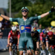 Tour de France 2025 Jonathan Milan règle un sprint massif à Laval sur la 8ème étape