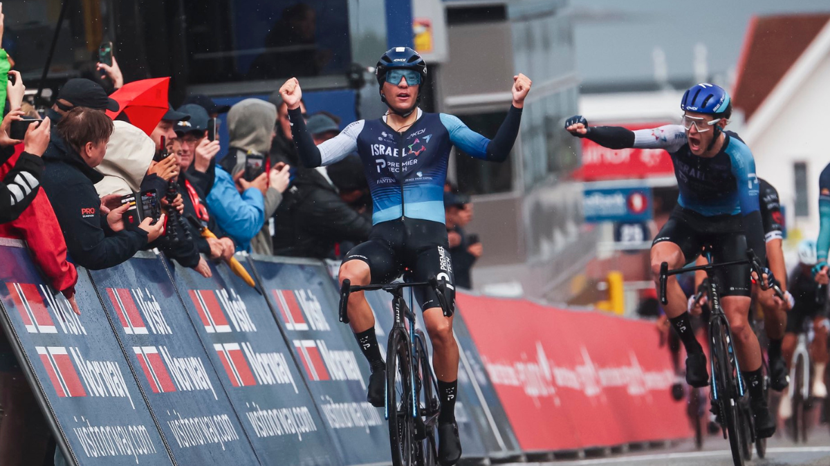 Arctic Race of Norway 2025 Corbin Strong domine un sprint massif sur la 1ère étape