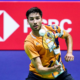 Badminton Mondiaux 2025 Toma Junior Popov battu en 8èmes par sa bête noire