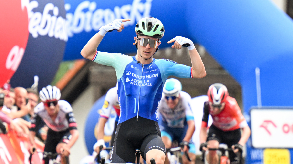 Tour de Pologne 2025 Paul Lapeira fait coup double sur la 2ème étape ! (2)