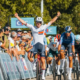 Tour de l'Avenir 2025 Noah Hobbs rafle la 1ère étape au sprint