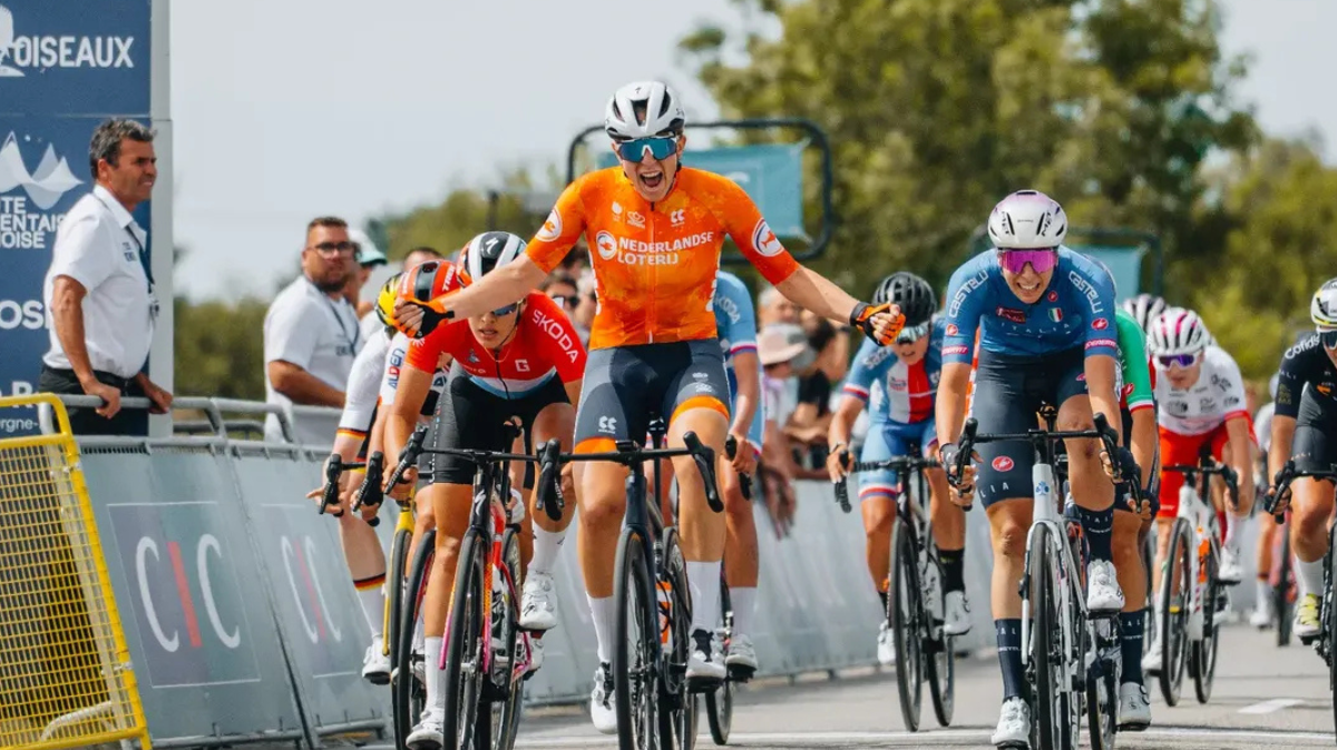 Tour de l’Avenir Femmes 2025 Scarlett Souren remporte au sprint la 2ème étape