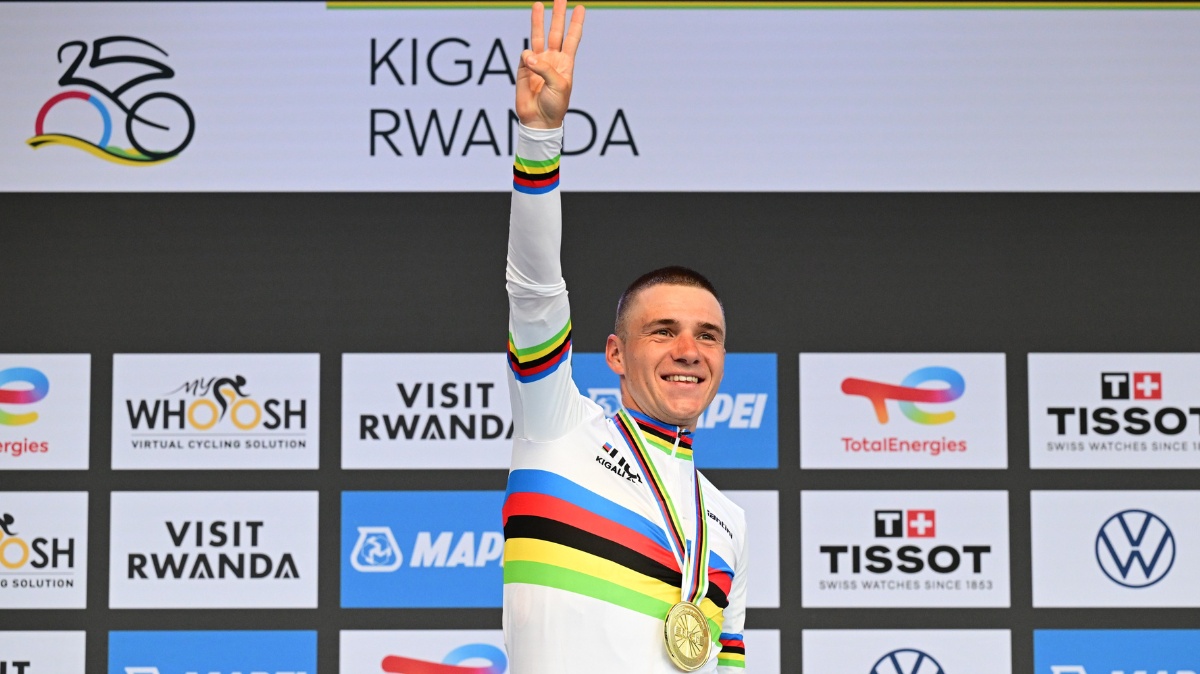 Championnats du monde de cyclisme 2025 Remco Evenepoel écrase le contre-la-montre, Tadej Pogačar explose