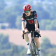 Memorial Marco Pantani 2025 Michael Storer lève les bras après une longue échappée !