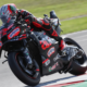MotoGP Saint-Marin 2025 : Marco Bezzecchi profite d'une chute de Marc Marquez pour remporter le sprint