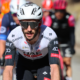 Coppa Agostoni 2025 Adam Yates s'impose en solitaire
