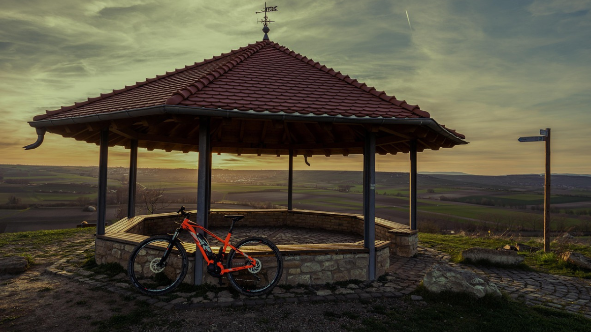 Le VTT électrique, votre allié pour une belle randonnée