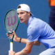 Tennis Stockholm 2025 Ugo Humbert profite de l'abandon d'Holger Rune pour passer en finale