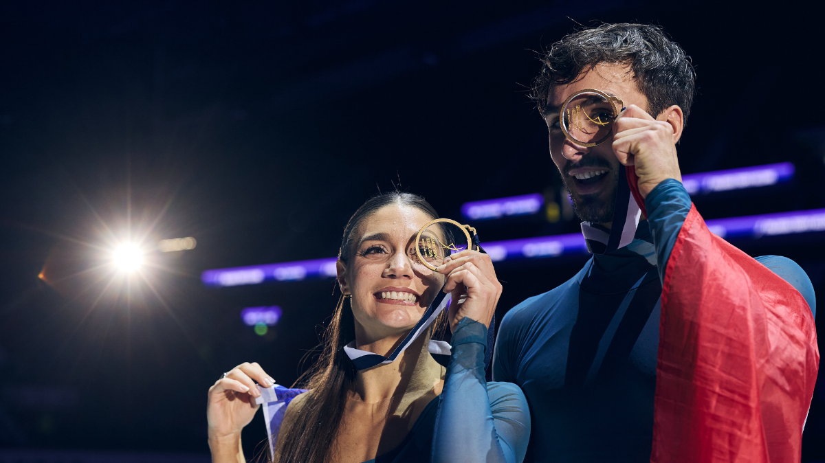 Guillaume Cizeron et Laurence Fournier Beaudry patinent vers la victoire au Grand Prix de Finlande