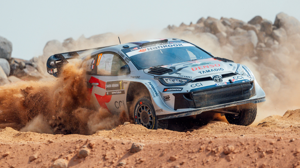Journée folle au Rallye d'Arabie Saoudite : Statu quo dans le duel Ogier-Evans, Adrien Fourmaux garde la tête