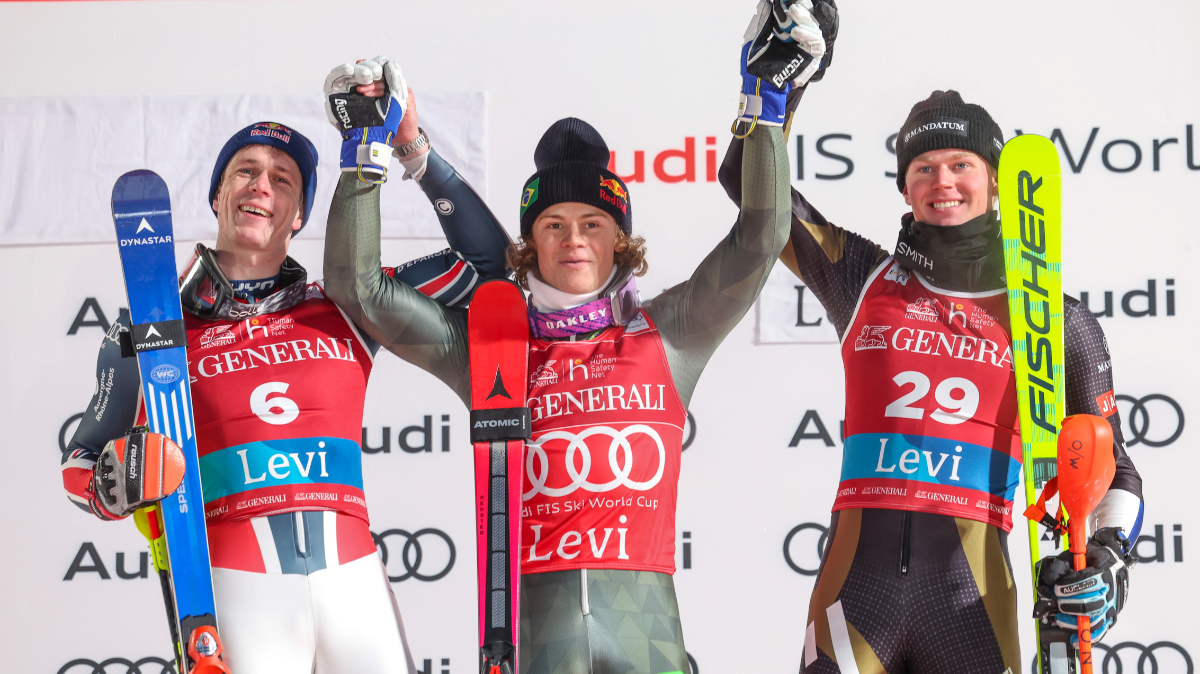 Slalom hommes Levi 2025 Clément Noël deuxième derrière Lucas Pinheiro Braathen (1)