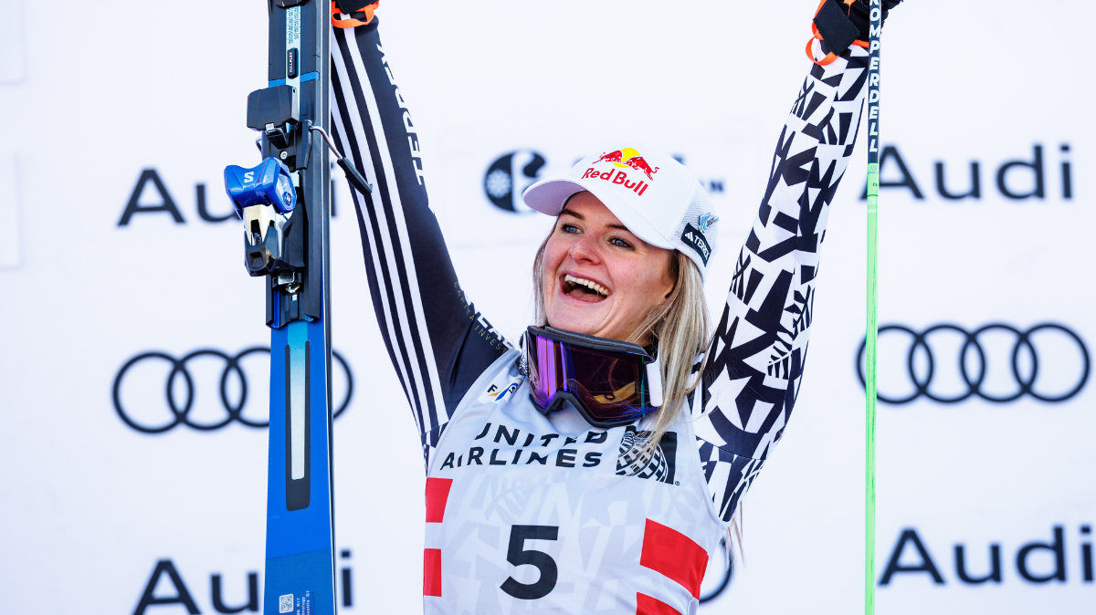 Alice Robinson enchaîne et remporte le premier géant de Mont-Tremblant, top 5 pour Clara Direz