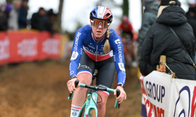 Amandine Fouquenet récompensée la championne de France de cyclo-cross retrouve une équipe au buzzer