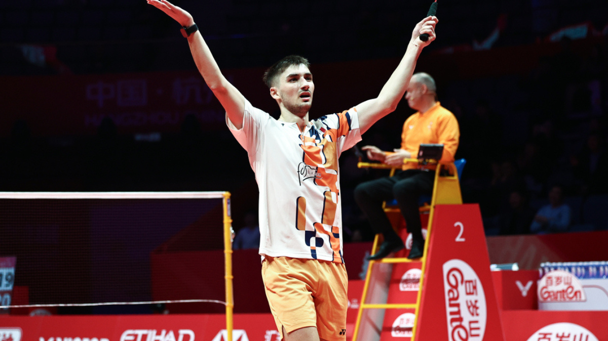 Christo Popov fonce vers le dernier carré aux BWF World Tour Finals, la paire Gicquel-Delrue reste en vie